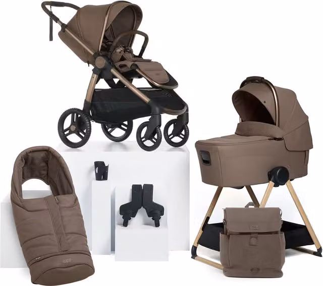 Mamas & Papas Ocarro 2 Essential Pushchair Bundle (7 Pieces) in Beige and Brown