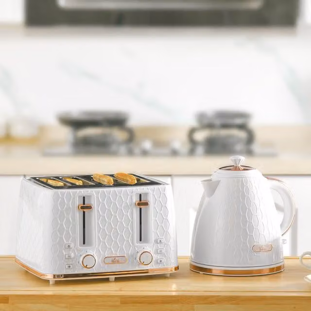 HOMCOM Kettle and Toaster Set with Defrost, Reheat and Crumb Tray in Beige and White, 1.7 l