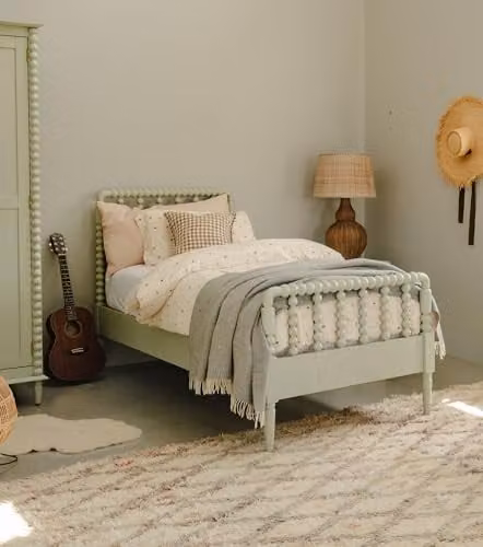 Statement Furniture Cromwell Wooden Bed Frame in Green, W/D/H: 98 x 200 x 113 cm