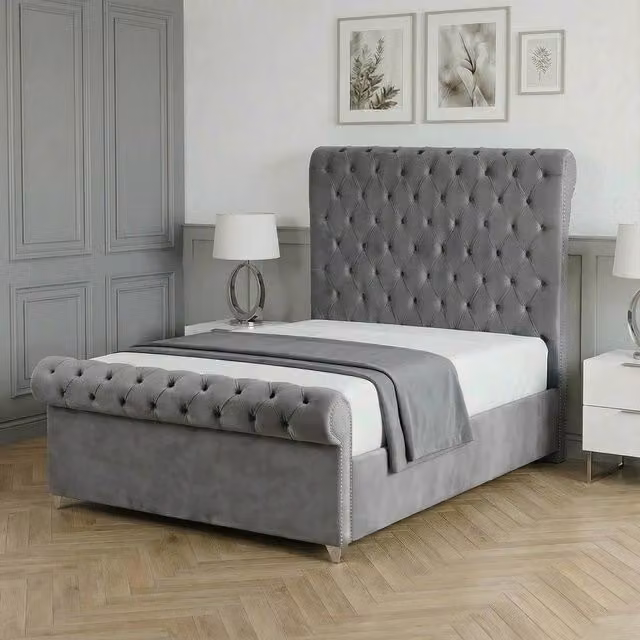 Living Comfort Bedz Regency Sleigh Ottoman Gas Lift Upholstered Velvet Bed in Grey, Size: Double (140 x 200 cm) – 1