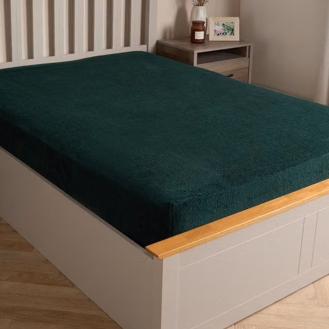 Brentfords Teddy Fleece Thermal Fitted Bed Sheet, Green, W: 140 cm, L: 200 cm