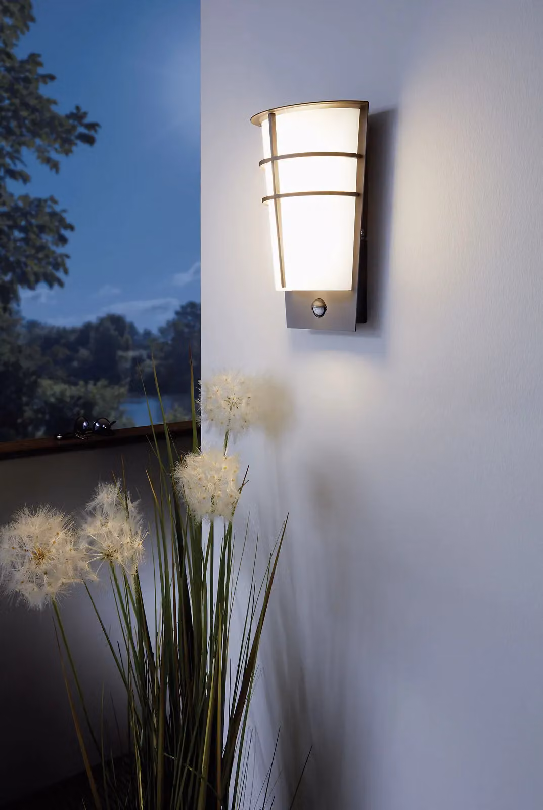 Loops Anthracite Steel Outdoor Wall Light with PIR Motion Sensor and Built-in 2.5W LED – 3