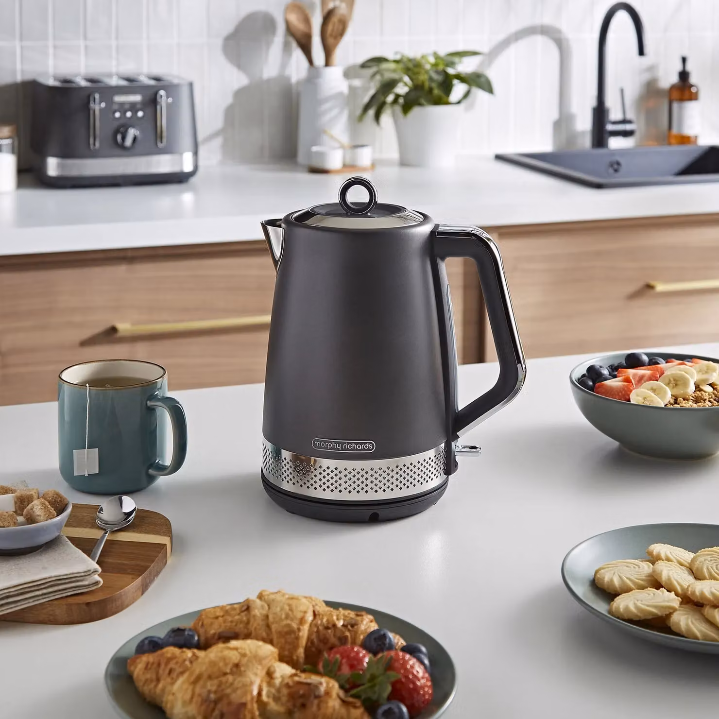 Morphy Richards Illumination Jug Kettle in Grey with Stainless Steel Finish – 2