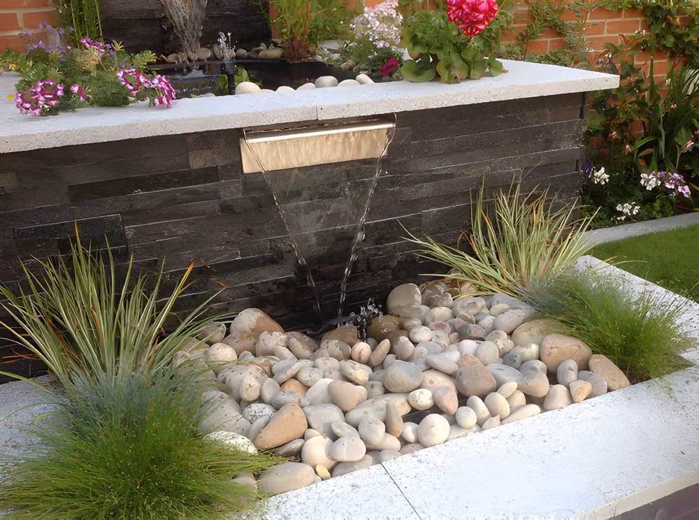Primrose Wide Arc Stainless Steel Waterfall Blade Cascade, 45 cm, Metallic Silver – 5