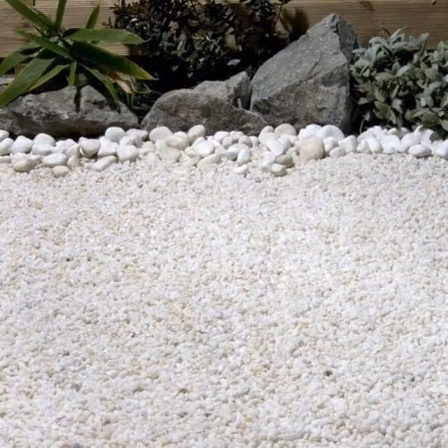 Bowland Stone White Marble Chippings Bulk Bag 750kg