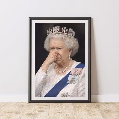 60 Second Makeover Limited Funny The Queen Bathroom Wall Art Print, Multicolour, A4