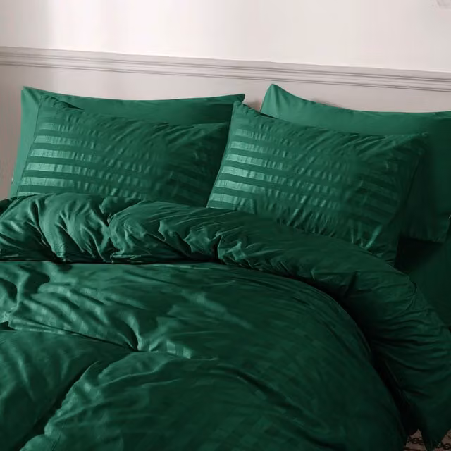 Cotton Passion Green Striped Microfibre Duvet Cover and Pillowcase Set, W/D/H: 200 x 200 cm and 50 x 75 cm