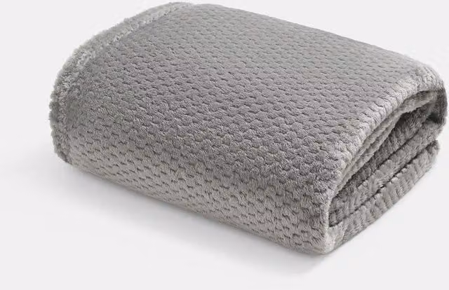 OHS Fluffy Waffle Fleece Throw in Mid Grey, 200 cm