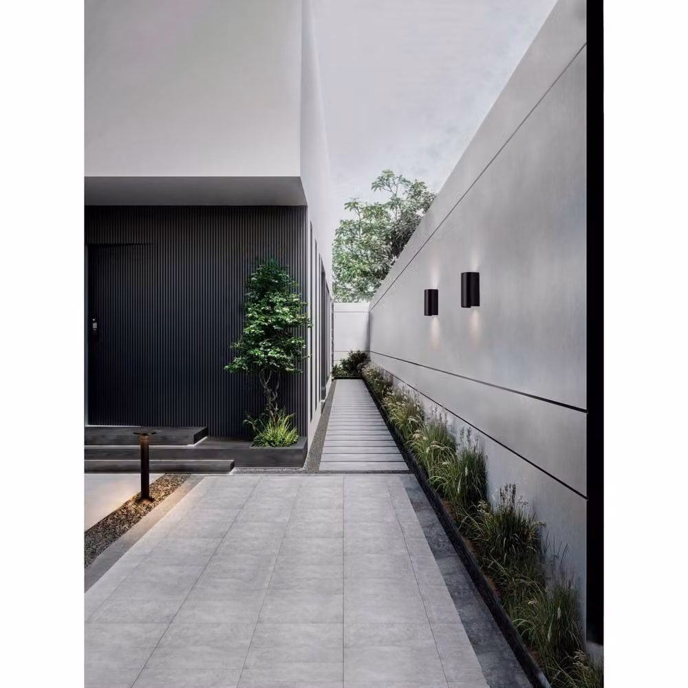 Netlighting Tower Outdoor Bollard in Black, LED 8W, 714lm, IP65, 3000K Warm White – 2