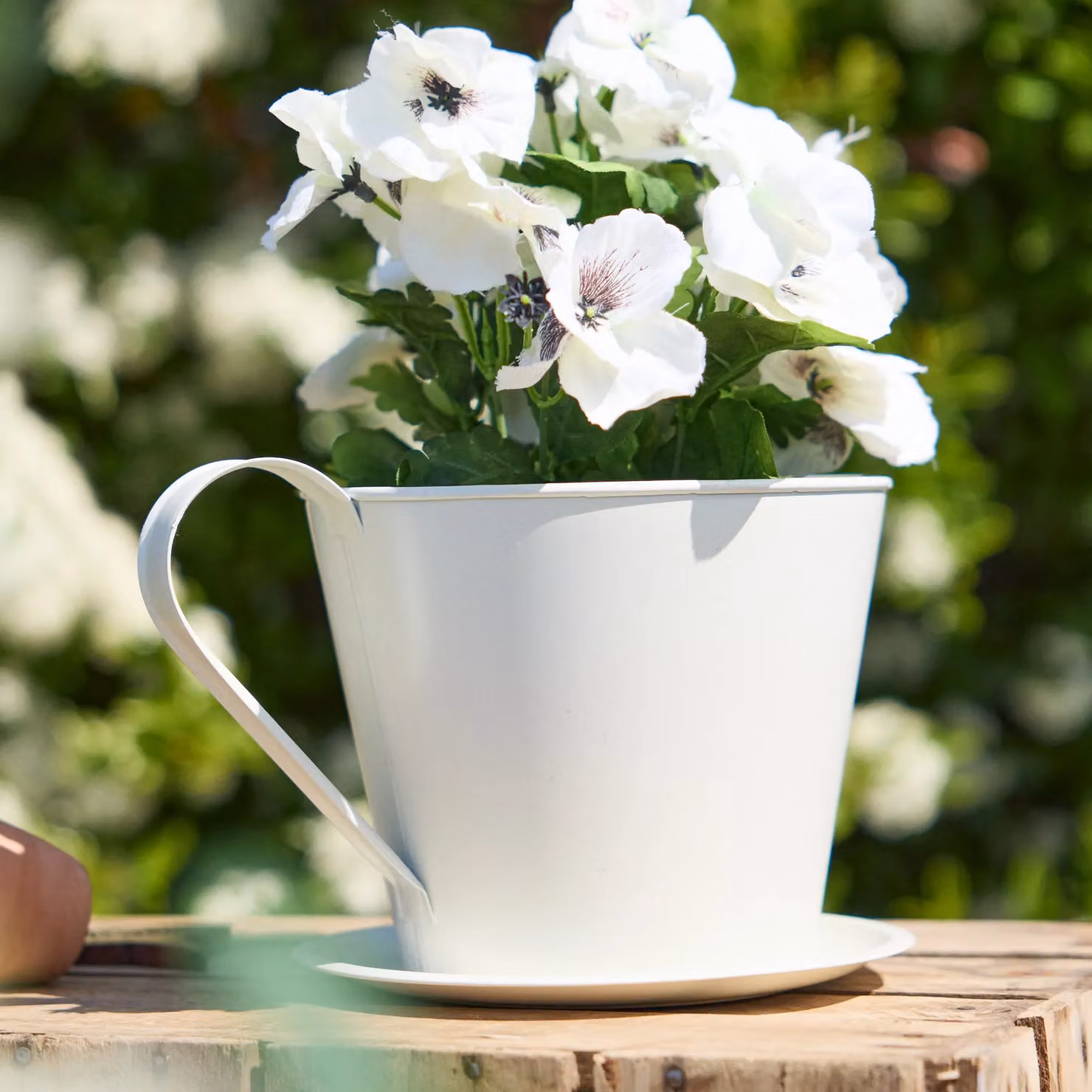 Dibor Vintage Cream Tea Cup Planter in White, Dia: 32 cm, H: 14 cm – 2