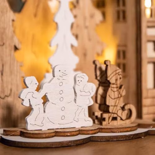 Samuel Alexander Battery Operated Light Up Wooden House Scene with Christmas Trees and Warm White LEDs in Brown and White, Height: 16 cm – 4