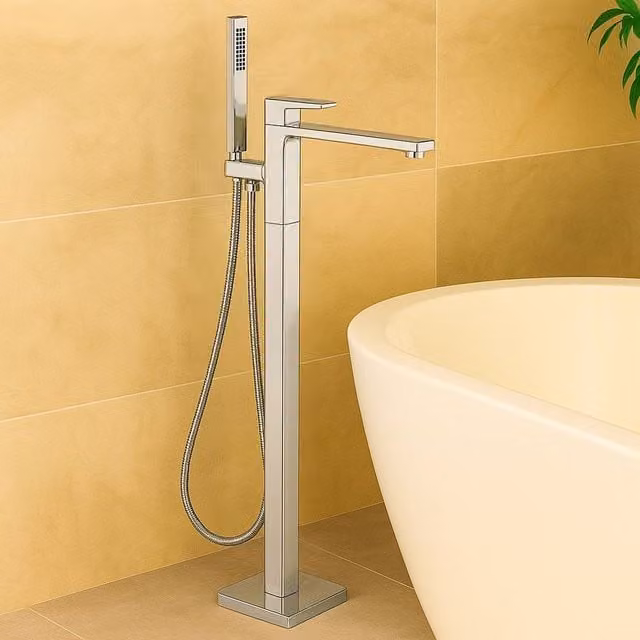 Bathroom Kingdom Quadrado Chrome Square Freestanding Bath Tap with Shower Mixer in Silver