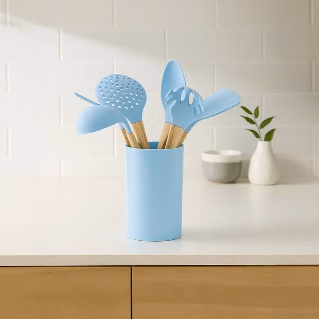 Zing 7 Piece Silicone and Wood Utensil Set in Blue