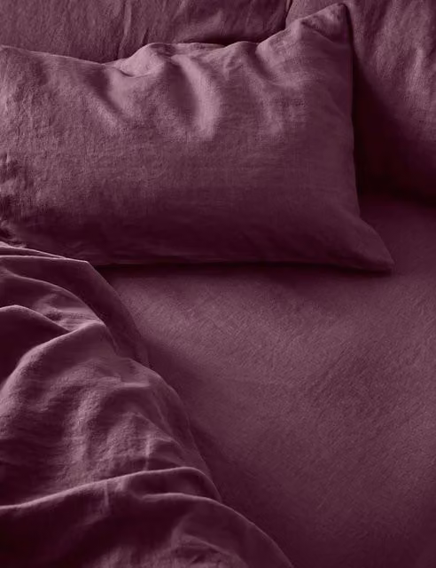 Piglet In Bed Pure Linen Fitted Sheet, Purple, 90 x 190 cm