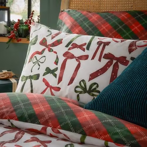 Riva Home Nathalie Bows Reversible Silk Duvet Cover Set in Red and Green, W/D/H: 230 x 220 x 180 cm – 2