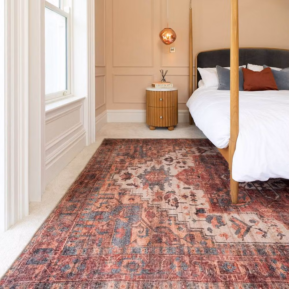 Kukoon Scarlet Distressed Soft Pile Area Rug in Red, W: 160 cm, L: 230 cm – 2