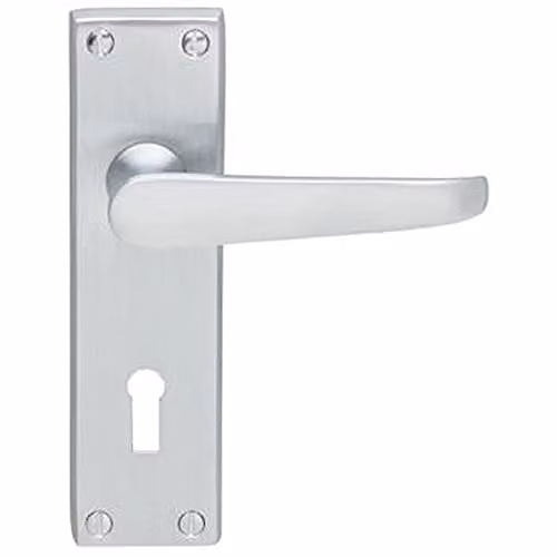 Loops Pair Victorian Flat Lever on Lock Backplate Door Handles in Chrome, W: 150 mm, H: 42 mm