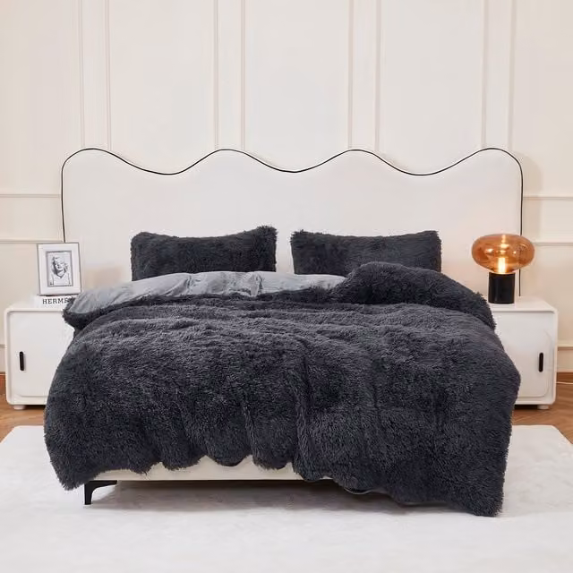 Ezysleep Plain Black Faux Fur Duvet Cover and Pillowcase Set, 220 cm