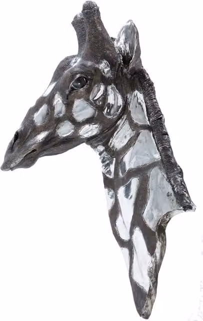 Libra Interiors Dappled Silver Giraffe Head Wall Plaque – 1