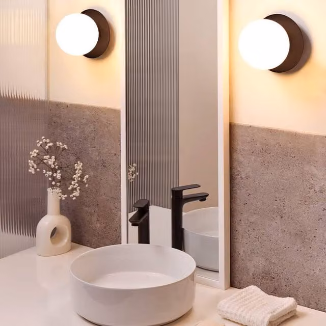Wyld and Coco Set of 2 Modern Wall Lamps with Black Metal Base and Transparent Glass Sphere Shades – 1