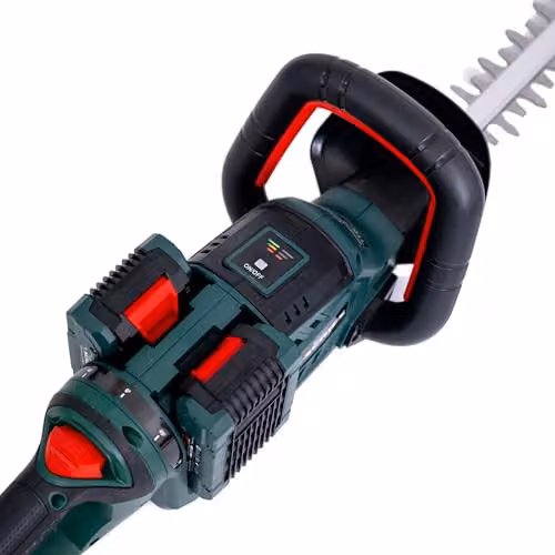 Webb 40V Brushless Reciprocating Hedge Trimmer with 2 x 4Ah Rechargeable Batteries and Charger, Green – 2