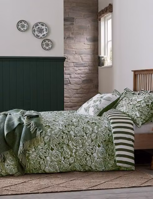 Bedeck Of Belfast Burleigh Hibiscus Floral Cotton Percale Bedding Set, Green, W: 200 x H: 220 cm