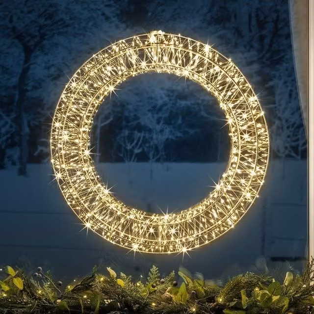 Christow LED Christmas Wreath Decoration in White with Warm White Lights, Diameter: 50 cm