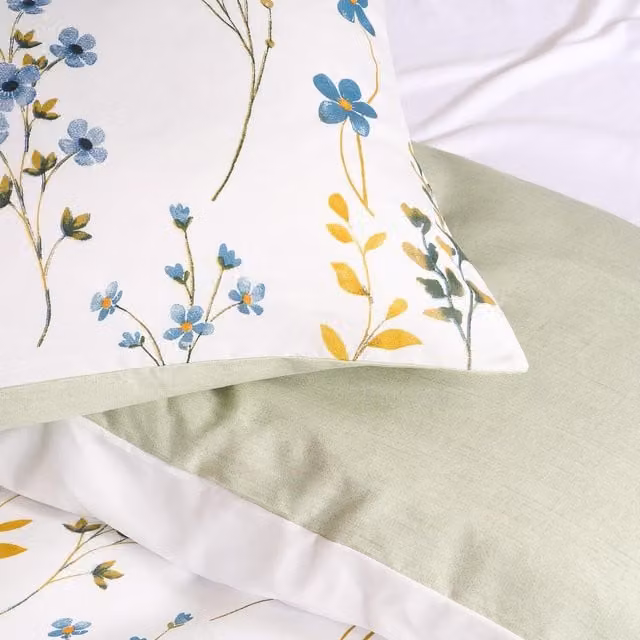 OHS Floral Border Duvet Set in Multicolour and White