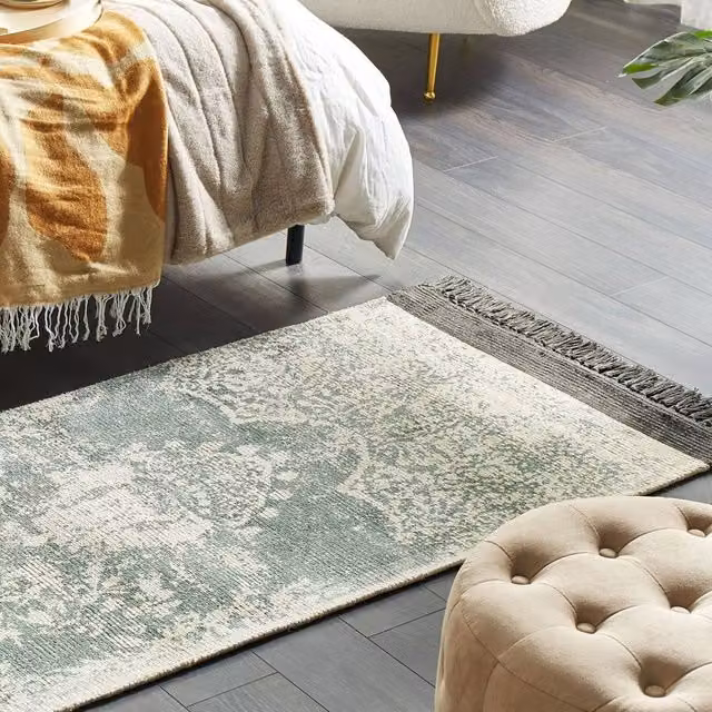 Wyld and Coco Vintage Oriental Area Rug in Green and Beige with Fringes, W: 80 cm, L: 150 cm – 1
