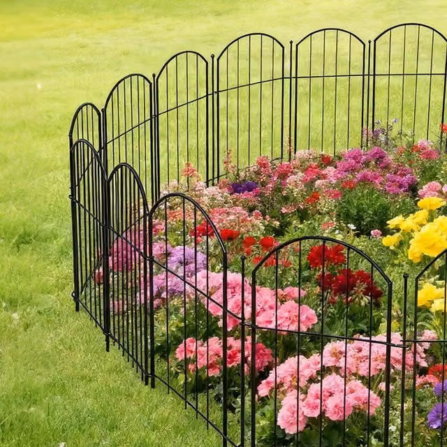 Levede 10 Pack Metal Decorative Animal Garden Fence Border in Black, Height: 43 cm