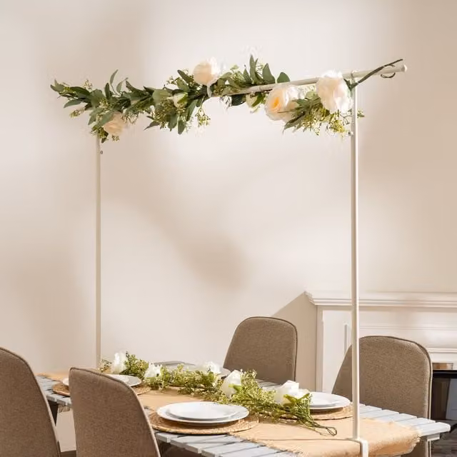 Scottish Everlastings Ltd White Metal Tabletop Display Frame, Height: 140 cm
