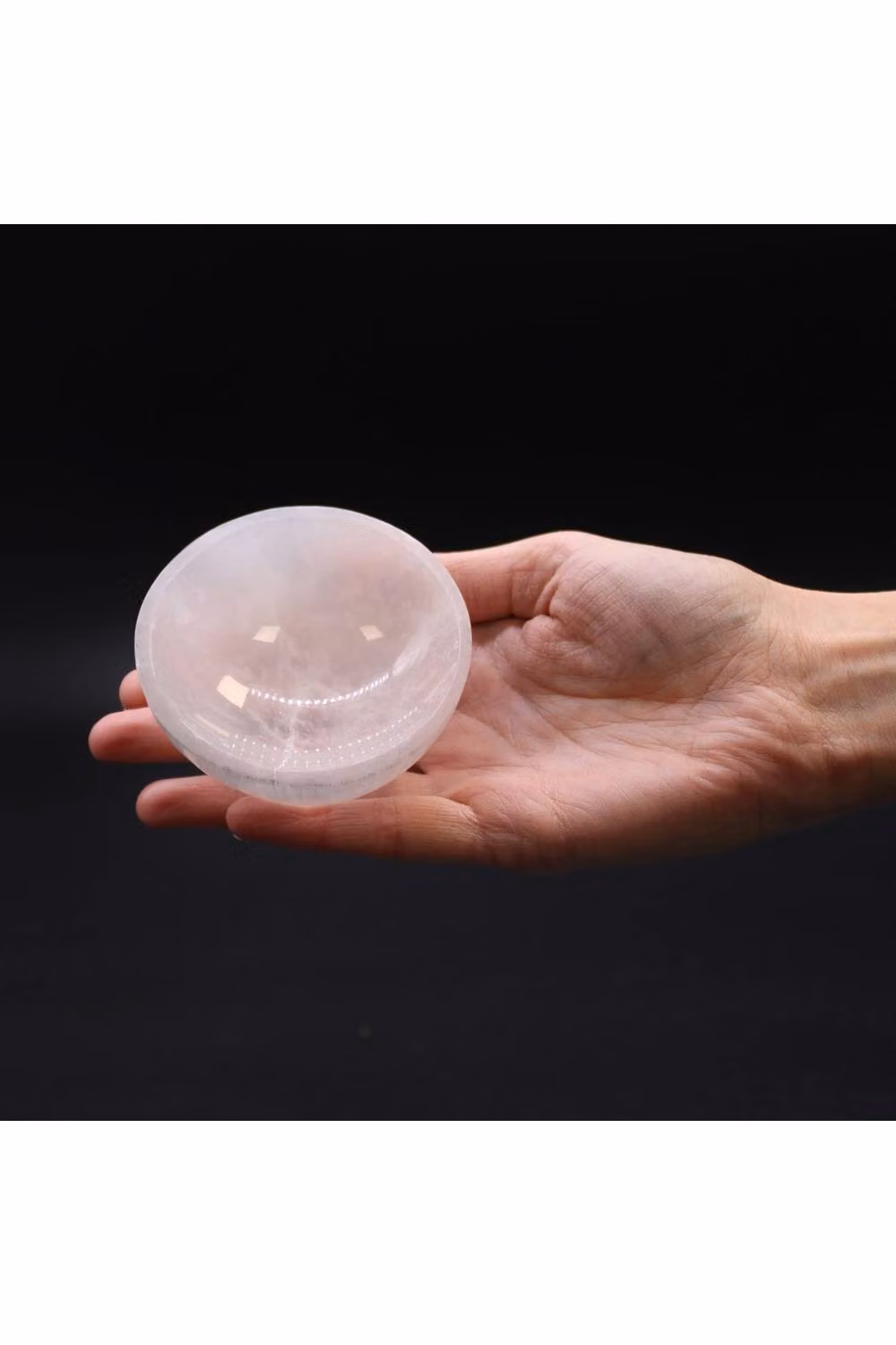 KDMD Elegant White Selenite Round Stone Bowl for Crystals, Jewellery and Decor, Diameter: 8 cm – 3
