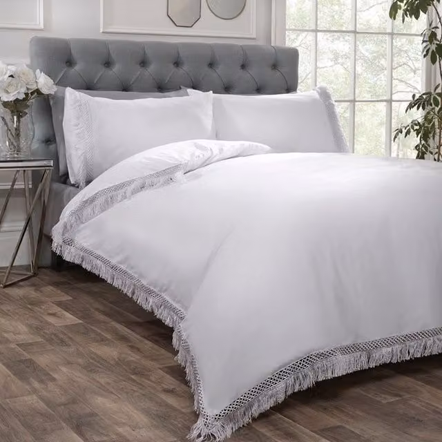 Rapport Home Tia Trellis Tasseled Duvet Cover and Pillowcase Set in White, W: 200 cm, H: 220 cm, Pillowcase: 140 x 200 cm