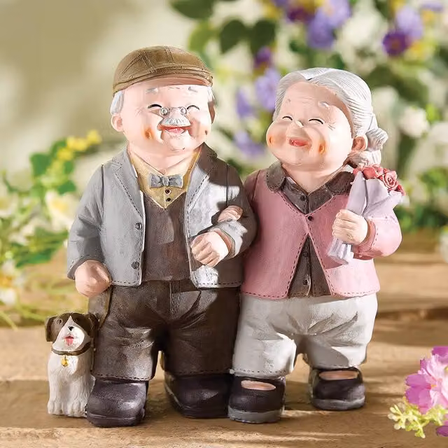 Coopers of Stortford Happy Couple Walking Dog Garden Ornament in Multicolour Polyresin – 1
