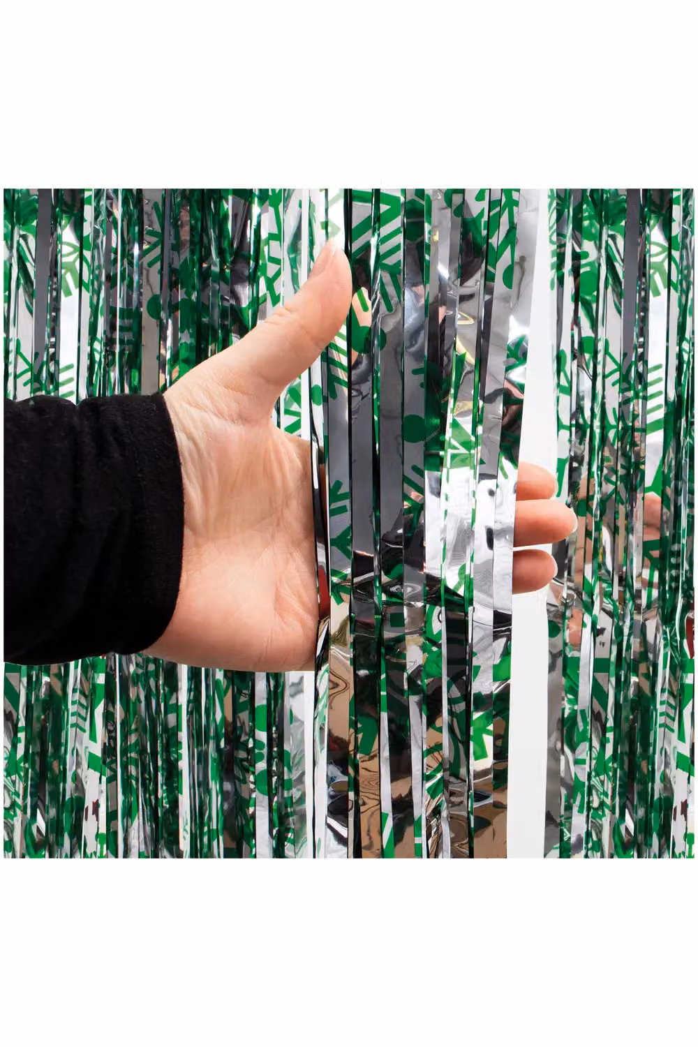 Netagon Green Shimmer Tinsel Curtain with Snowflake Design, W: 1 m, H: 2.5 m – 6