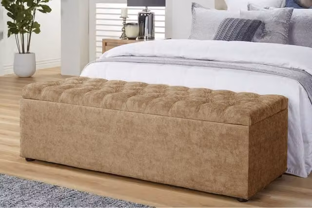 R&M Furnishers Chesterfield Naples Upholstered Ottoman Storage Box in Brown
