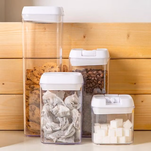 Argon Tableware 14pc Set of White Plastic Stackable Food Storage Containers with Clip Flip Locks