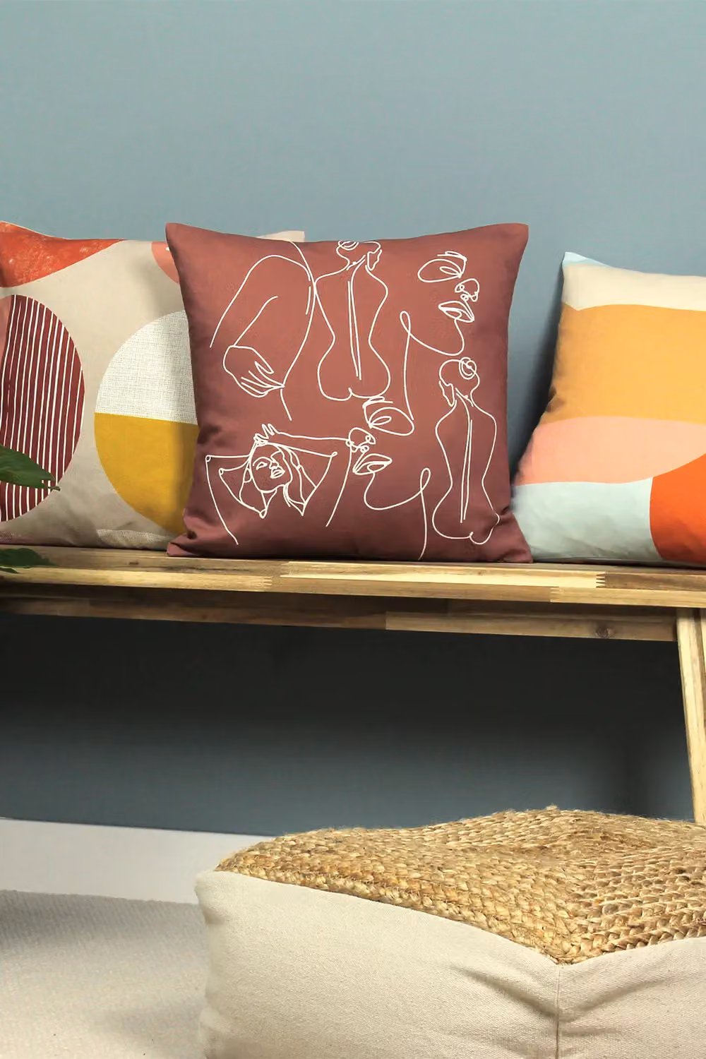 Furn Body Art Abstract Line Square Cushion in Red, 43 x 43 cm – 5