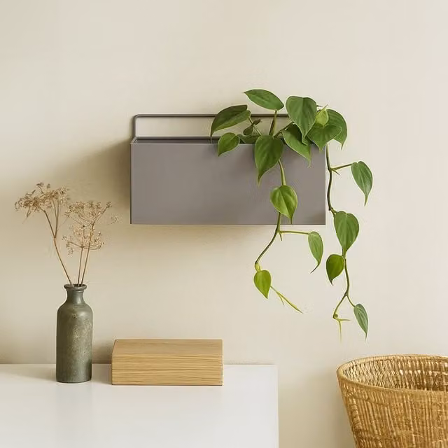 Premier Housewares Small Grey Metal Planter Box, W: 30.5 cm, D: 14.5 cm, H: 15 cm