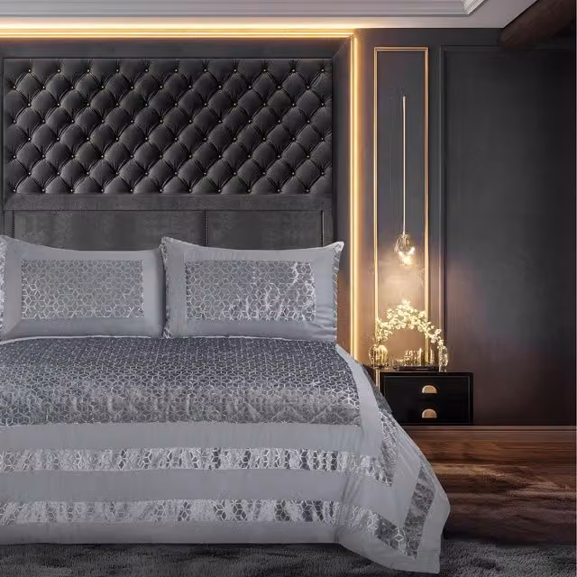 Velosso Soft Touch Geometric Throw and Pillowcase Set in Silver Grey