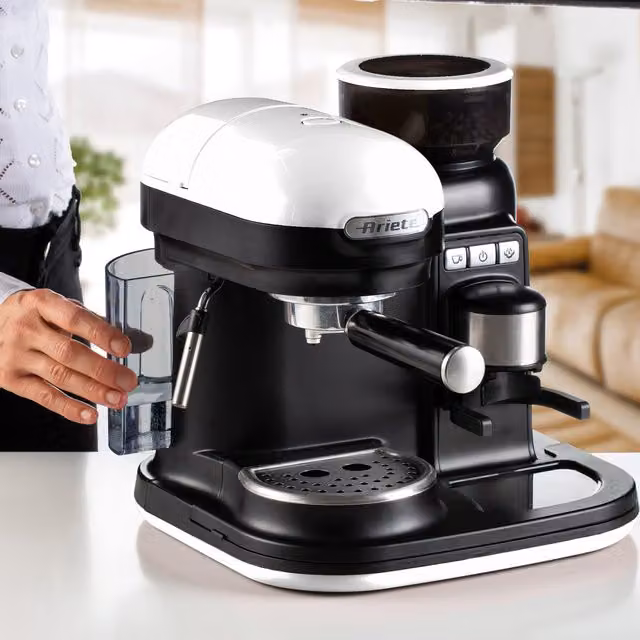 Arietes Countertop Espresso Coffee Maker with Steam Wand in White and Multicolour