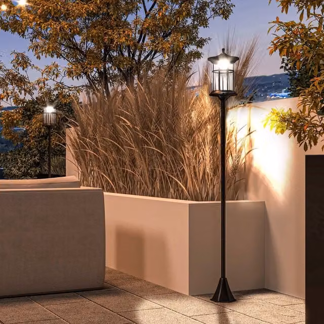 Outsunny Solar Waterproof Garden Lamp Post Lights in Black