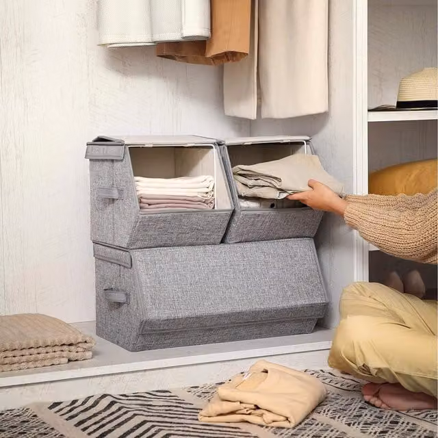 SONGMICS Set of 3 Stackable Fabric Toy Organisers with Lids, Grey, W/D/H: 35.0 x 25.0 x 43.75 cm