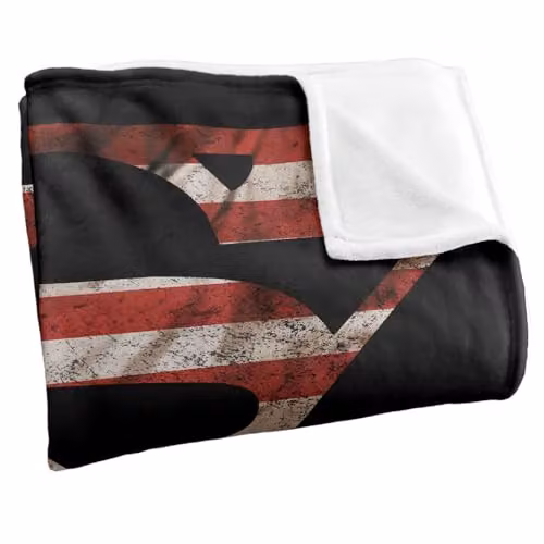 DC Comics Superman Super Patriot Silky Touch Super Soft Throw Blanket, White, W/D/H: 152 x 127 cm – 3