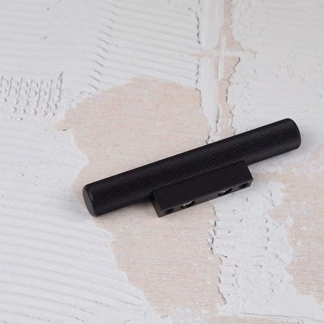 Handle & Home Grooved Textured Bar Cabinet Handle in Matt Black Aluminium, 90mm