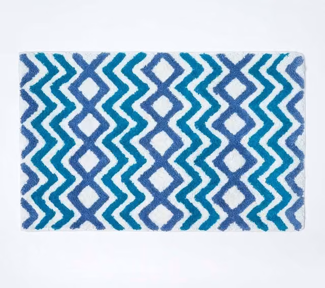 Homescapes Super Absorbent Soft 100% Cotton Chevron Bath Mat in Blue and Petrol with Non-Slip Backing, W: 50 cm, D: 80 cm – 1