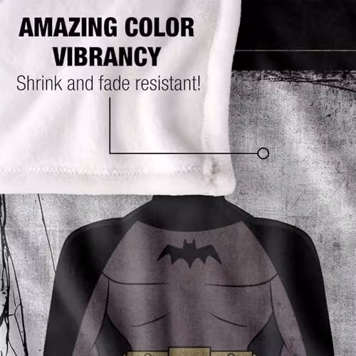 Warner Bros. Batman Caped Crusader Animated Series Super Soft Fleece Throw Blanket, Multicolour, W: 91.44 cm x D: 91.44 cm x H: 147 cm – 3