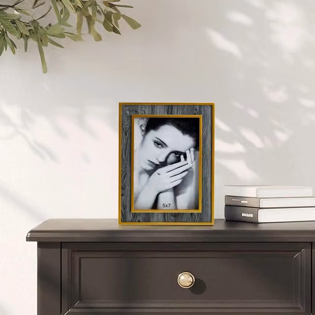 Livingandhome Rectangular Single Wood and Metal Tabletop Photo Frame, Grey and Gold, 17.78 x 17.78 cm