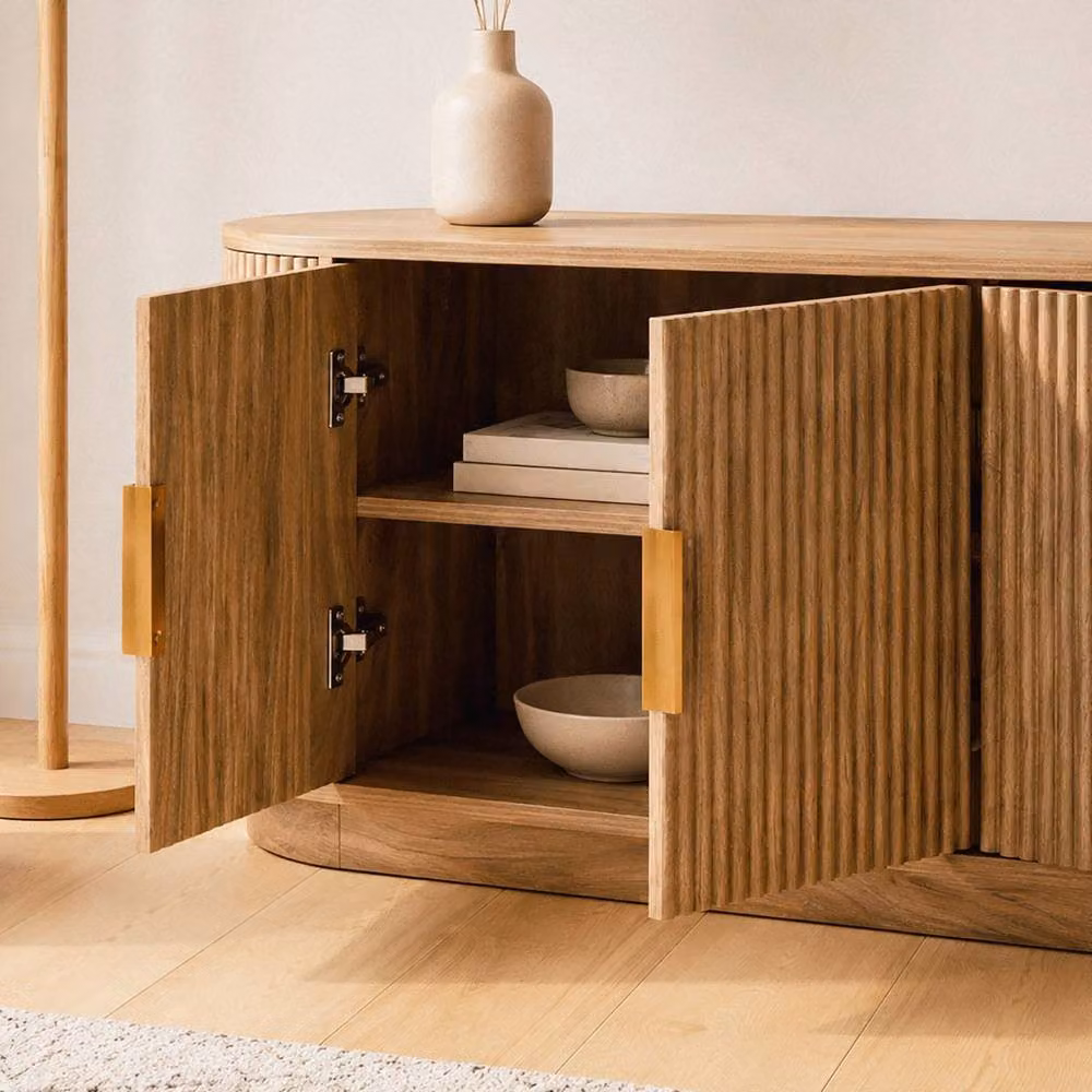 CALICOSY ACHILLE TV Unit with 4 Oak-Effect Doors and Rounded Slat Fronts in Light Brown, W: 160 cm, D: 40 cm, H: 48 cm – 2