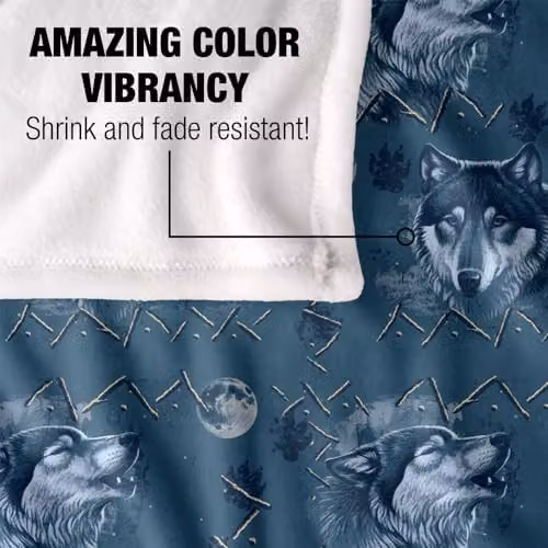 JQ Licensing Wolf Howl Moon Pattern Super Soft Silky Touch Throw Blanket, White, W: 152 cm, D: 127 cm – 3